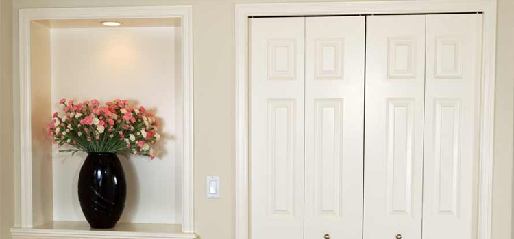 residential closet door repair in Callaway